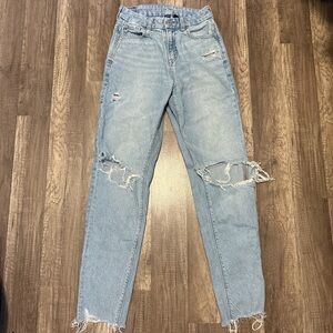 American Eagle Outfitters Light Blue Distressed Skinny Jeans
